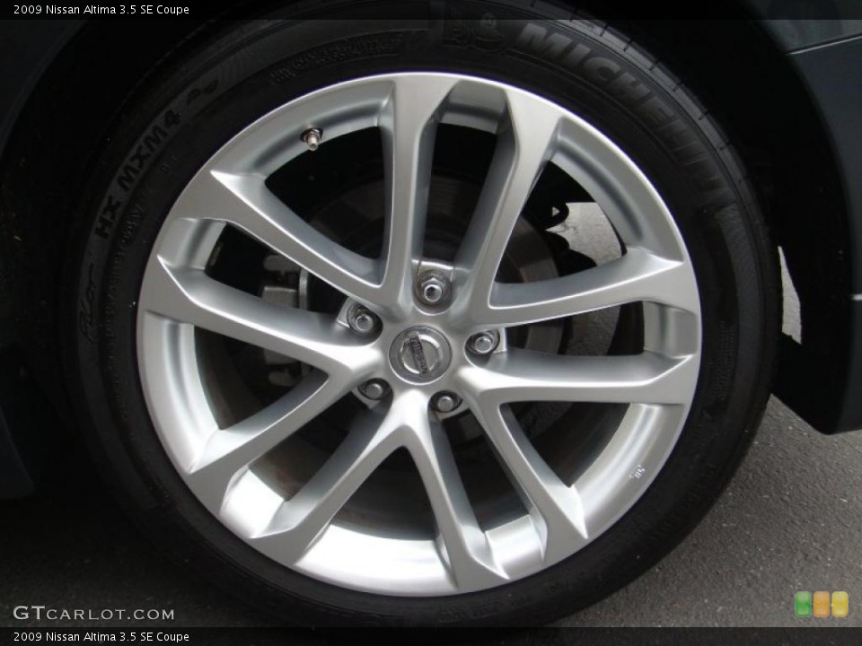 2009 Nissan Altima 3.5 SE Coupe Wheel and Tire Photo #42645956