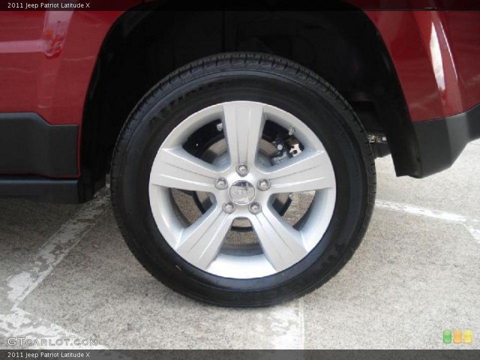 2011 Jeep Patriot Latitude X Wheel and Tire Photo #42724093