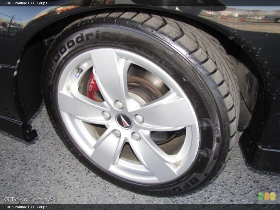 2006 Pontiac GTO Coupe Wheel and Tire Photo #42741362