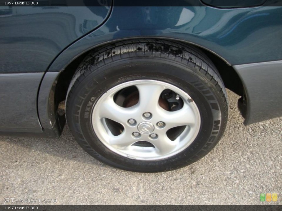 1997 Lexus ES Wheels and Tires