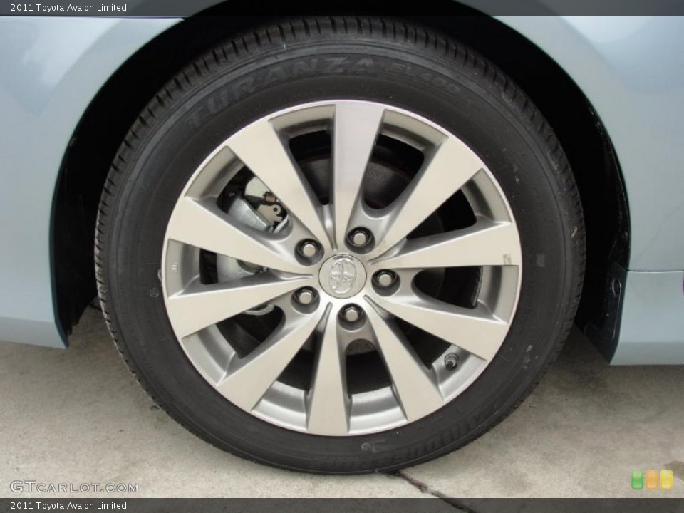 2011 Toyota Avalon Limited Wheel and Tire Photo #42794487