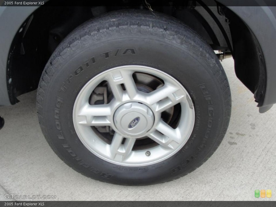 2005 Ford Explorer XLS Wheel and Tire Photo #42797129