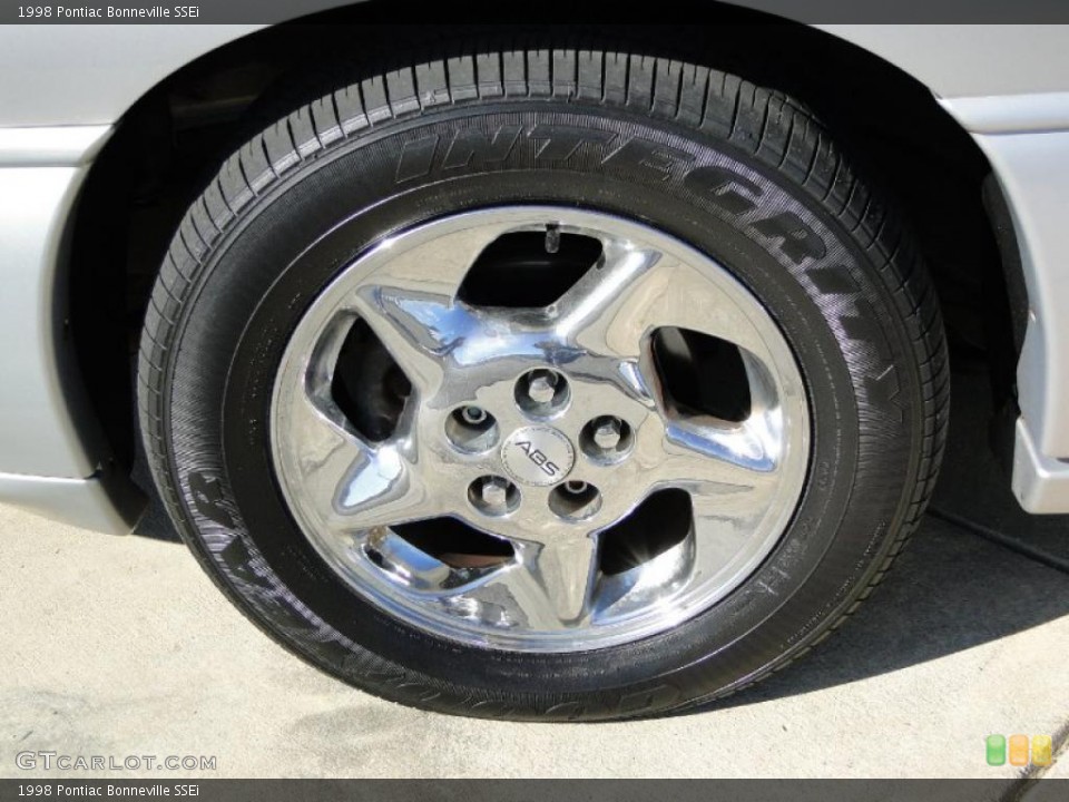 1998 Pontiac Bonneville Wheels and Tires