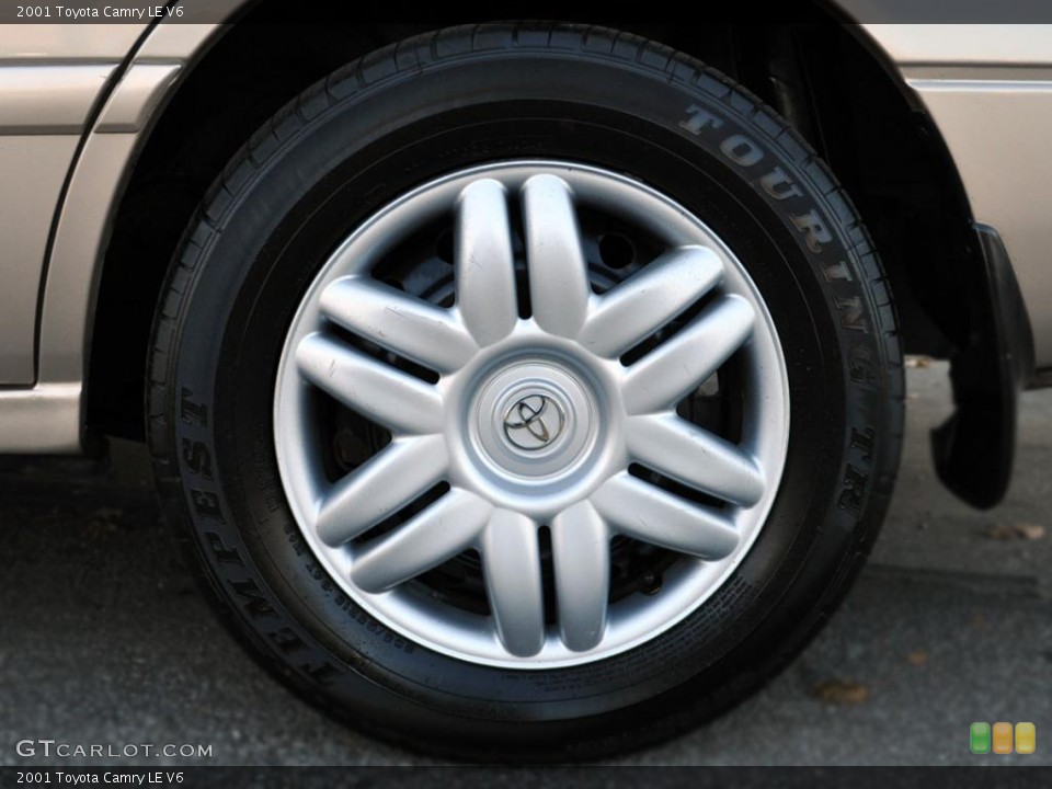2001 Toyota Camry LE V6 Wheel and Tire Photo #42925776