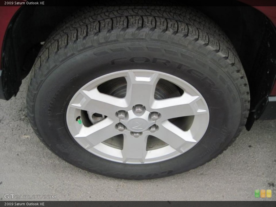 2009 Saturn Outlook XE Wheel and Tire Photo #42946763