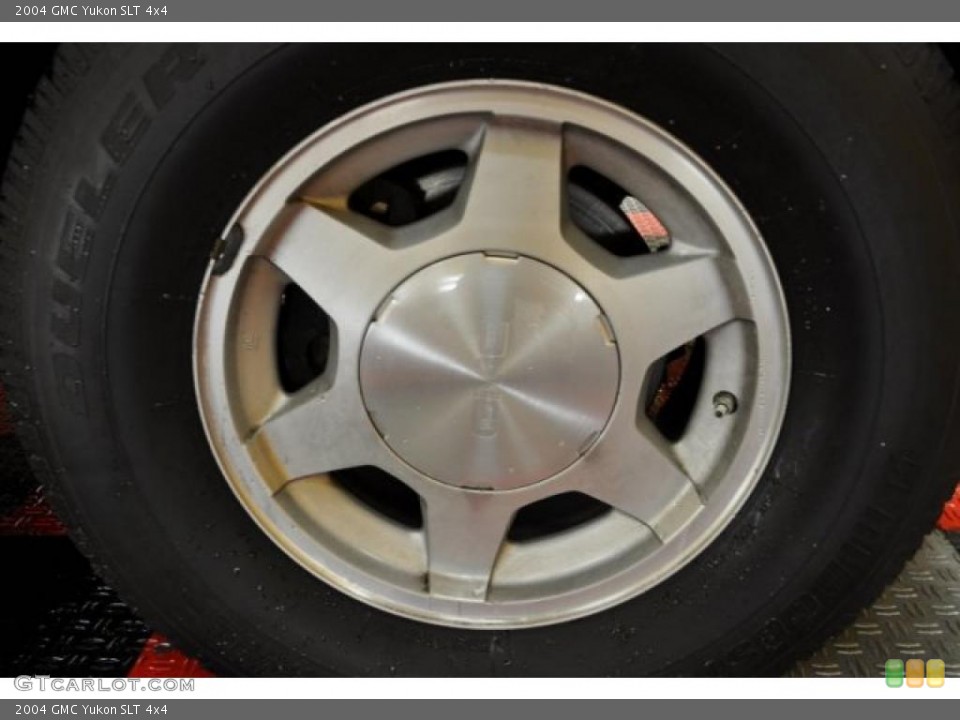 2004 GMC Yukon SLT 4x4 Wheel and Tire Photo #42970610