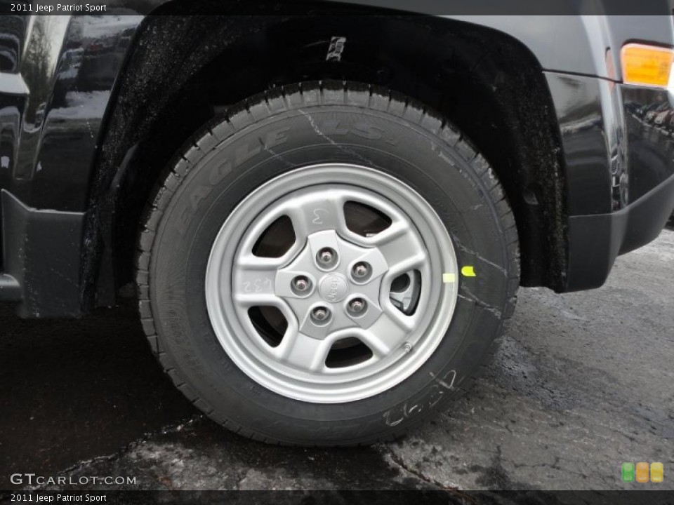 2011 Jeep Patriot Sport Wheel and Tire Photo #43035027