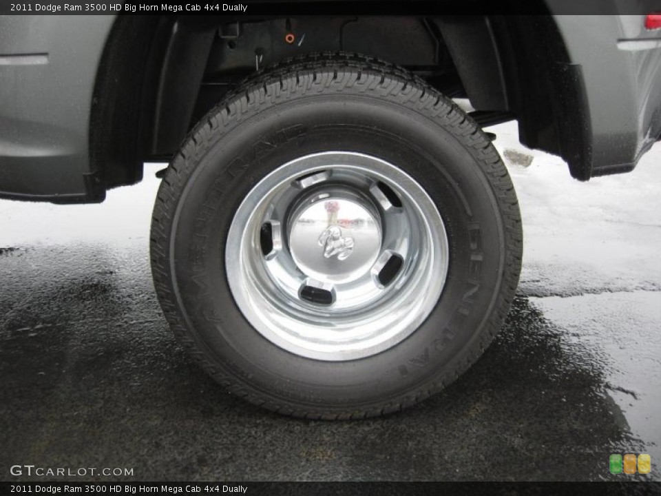 2011 Dodge Ram 3500 HD Big Horn Mega Cab 4x4 Dually Wheel and Tire Photo #43209762
