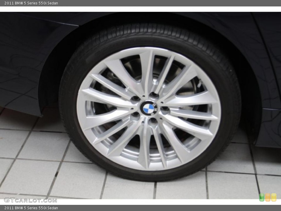 2011 BMW 5 Series 550i Sedan Wheel and Tire Photo #43226335