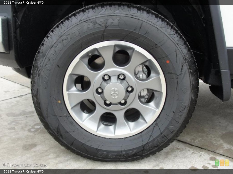 2011 Toyota FJ Cruiser 4WD Wheel and Tire Photo #43242516