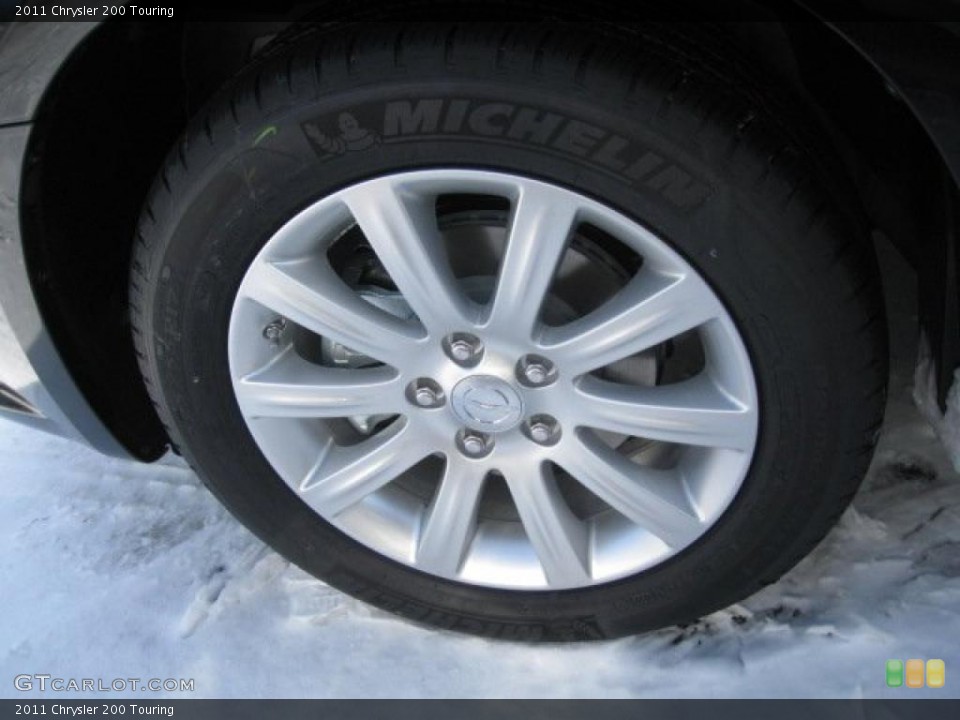 2011 Chrysler 200 Touring Wheel and Tire Photo #43255846