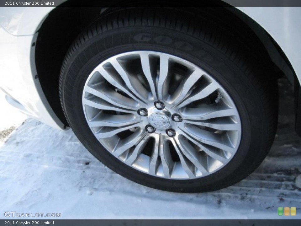 2011 Chrysler 200 Limited Wheel and Tire Photo #43256478