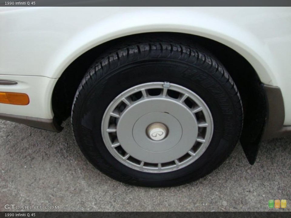 1990 Infiniti Q 45 Wheel and Tire Photo #43283595