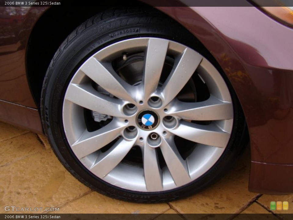 2006 BMW 3 Series 325i Sedan Wheel and Tire Photo #43322151