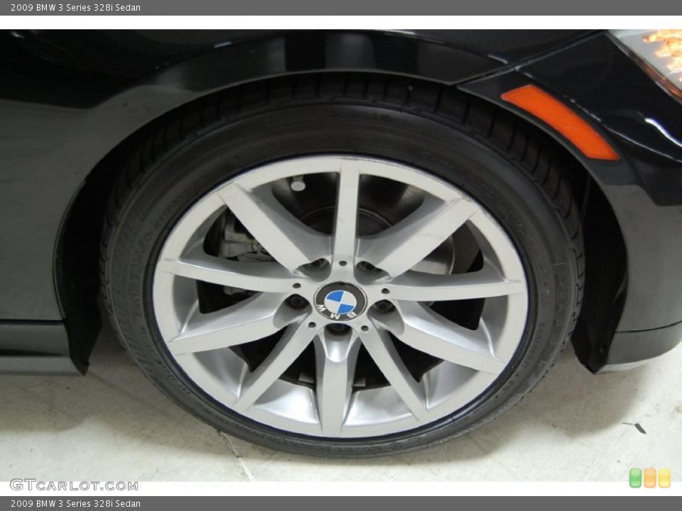 2009 BMW 3 Series 328i Sedan Wheel and Tire Photo #43326279