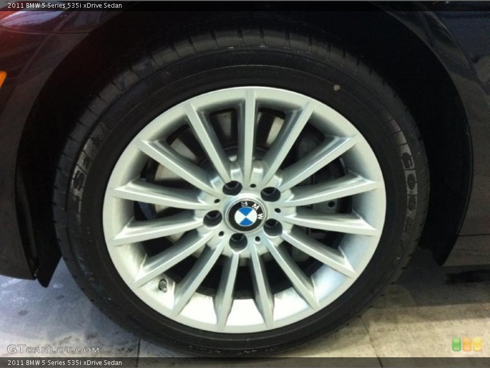 2011 BMW 5 Series 535i xDrive Sedan Wheel and Tire Photo #43342135