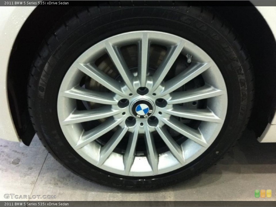 2011 BMW 5 Series 535i xDrive Sedan Wheel and Tire Photo #43342379