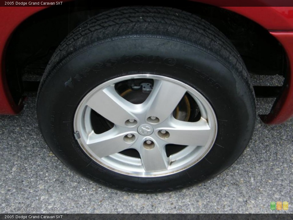 2005 Dodge Grand Caravan SXT Wheel and Tire Photo #43355947