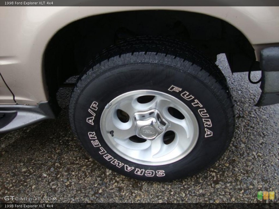 1998 Ford Explorer XLT 4x4 Wheel and Tire Photo #43370616