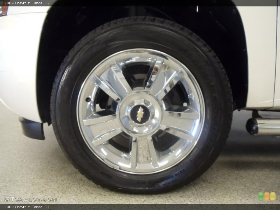 2009 Chevrolet Tahoe LTZ Wheel and Tire Photo #43420420