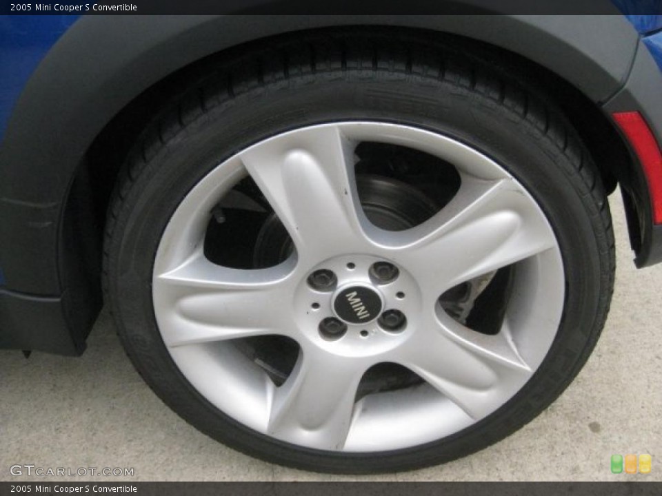 2005 Mini Cooper S Convertible Wheel and Tire Photo #43553537
