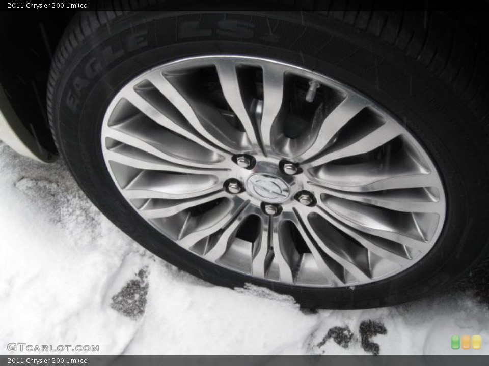 2011 Chrysler 200 Limited Wheel and Tire Photo #43558414