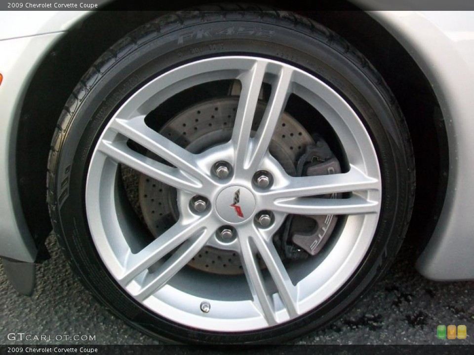 2009 Chevrolet Corvette Coupe Wheel and Tire Photo #43669608