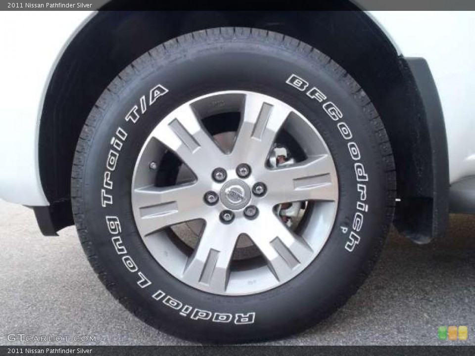 2011 Nissan Pathfinder Silver Wheel and Tire Photo #43783519