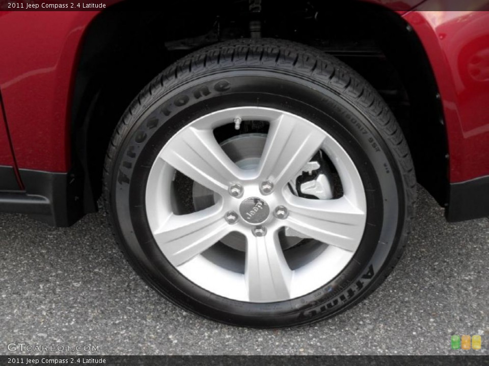 2011 Jeep Compass 2.4 Latitude Wheel and Tire Photo #43795453