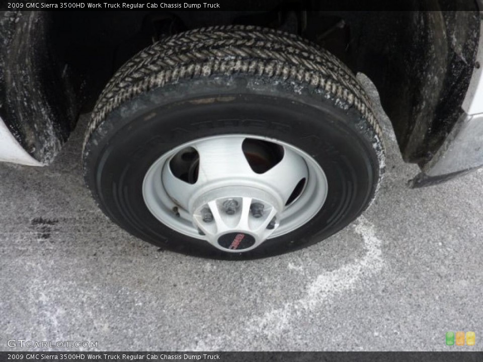 2009 GMC Sierra 3500HD Work Truck Regular Cab Chassis Dump Truck Wheel and Tire Photo #43859873