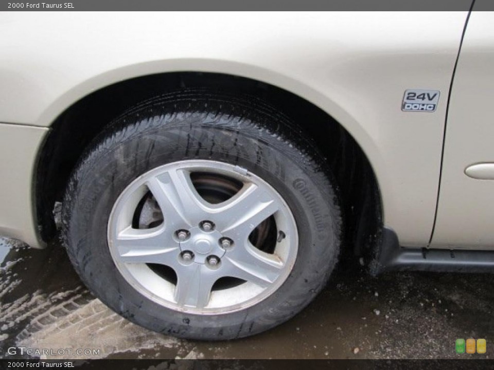 2000 Ford Taurus SEL Wheel and Tire Photo #43888586