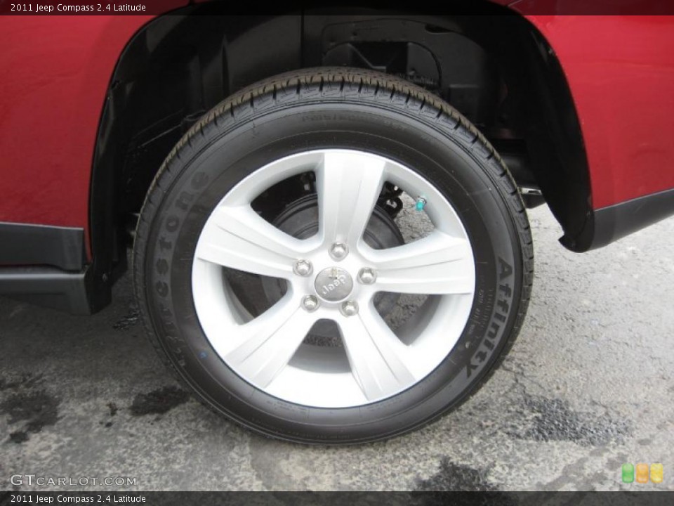 2011 Jeep Compass 2.4 Latitude Wheel and Tire Photo #43926216