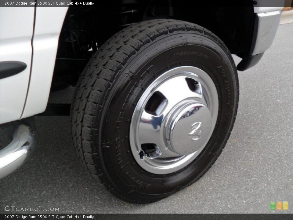 2007 Dodge Ram 3500 SLT Quad Cab 4x4 Dually Wheel and Tire Photo #43946795
