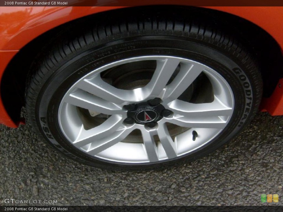 2008 Pontiac G8  Wheel and Tire Photo #44025640