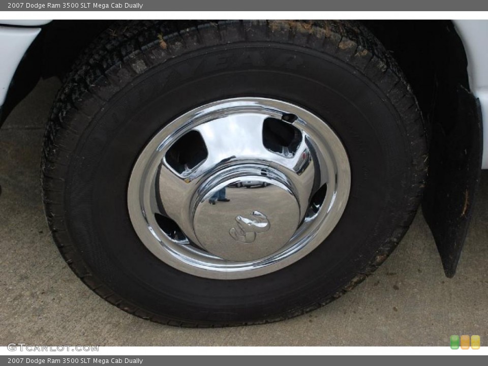 2007 Dodge Ram 3500 SLT Mega Cab Dually Wheel and Tire Photo #44034392