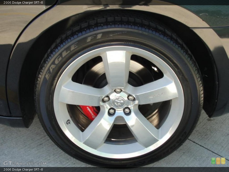 2006 Dodge Charger SRT-8 Wheel and Tire Photo #44078829