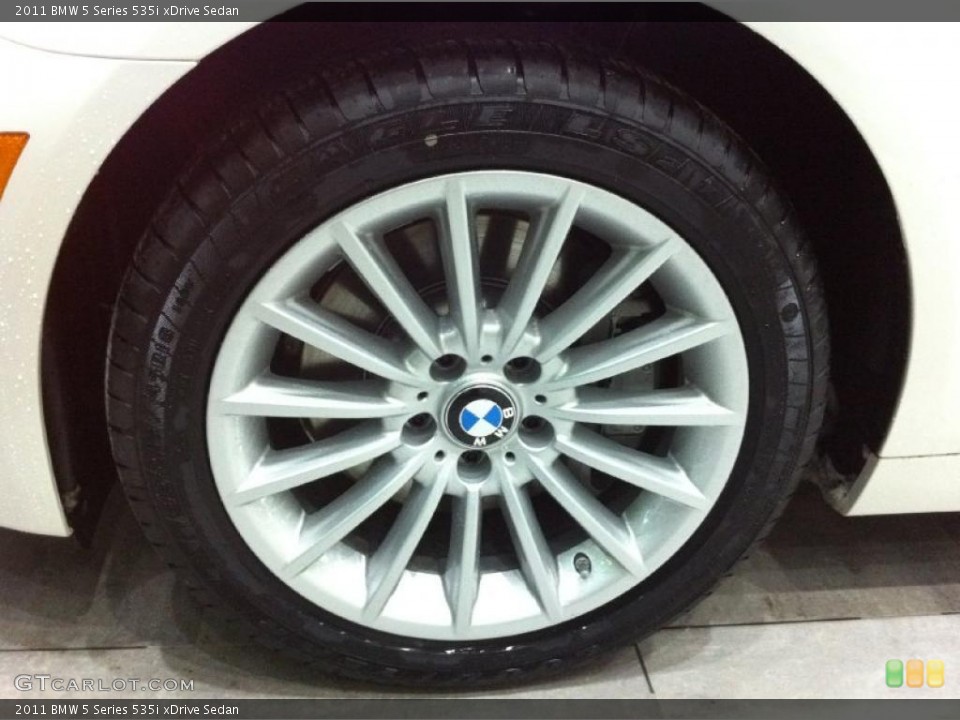 2011 BMW 5 Series 535i xDrive Sedan Wheel and Tire Photo #44082986