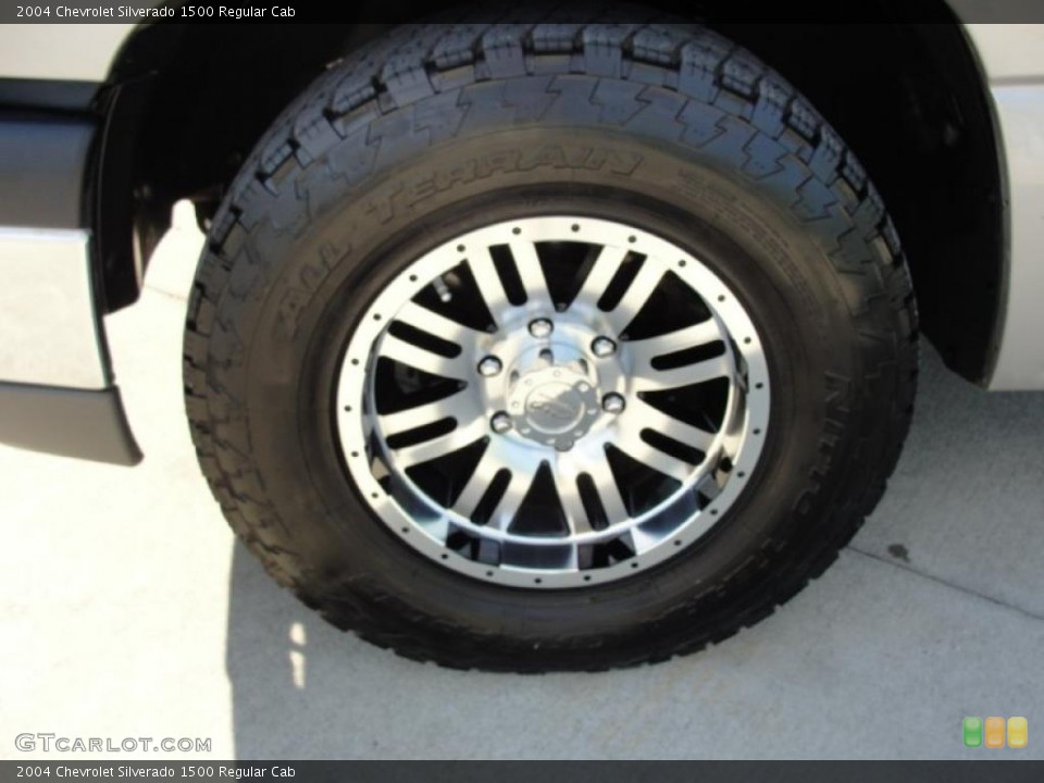 2004 Chevrolet Silverado 1500 Custom Wheel and Tire Photo #44111582