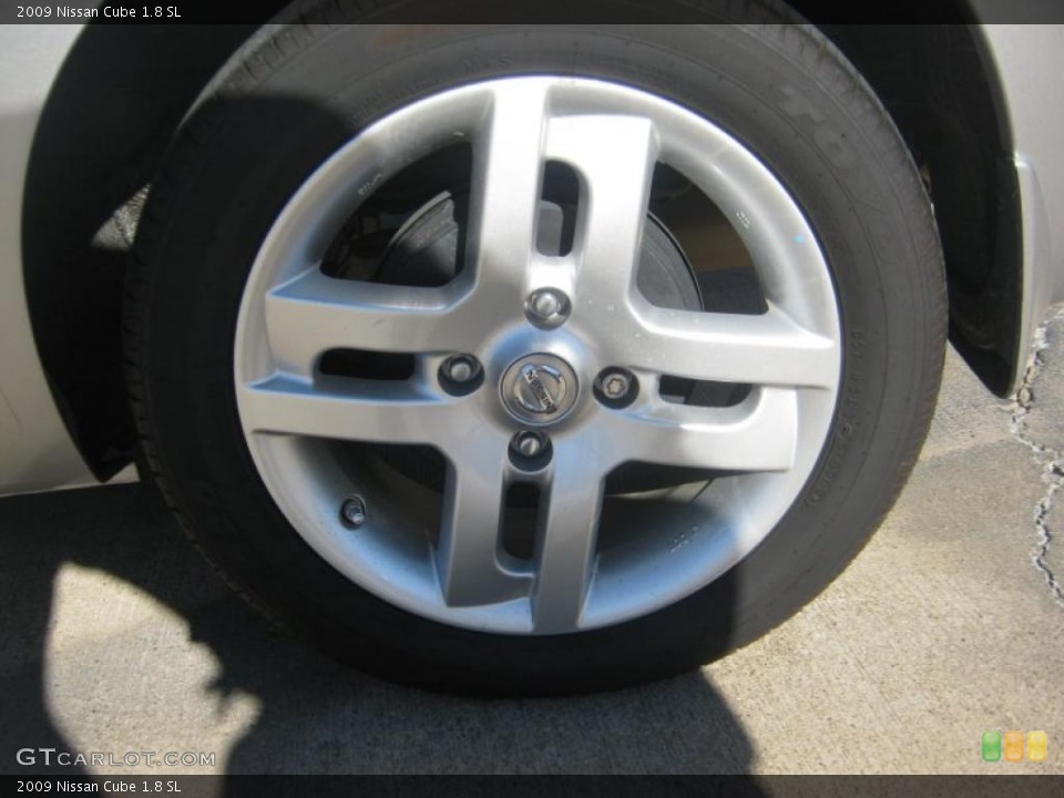 2009 Nissan Cube 1.8 SL Wheel and Tire Photo #44162437