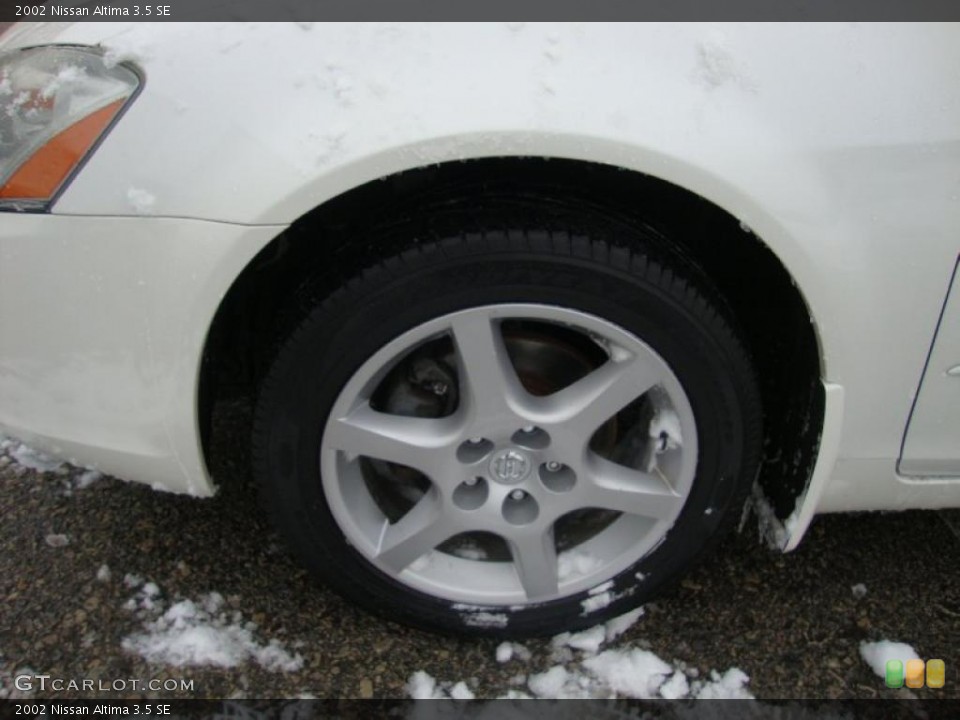 2002 Nissan Altima 3.5 SE Wheel and Tire Photo #44349110