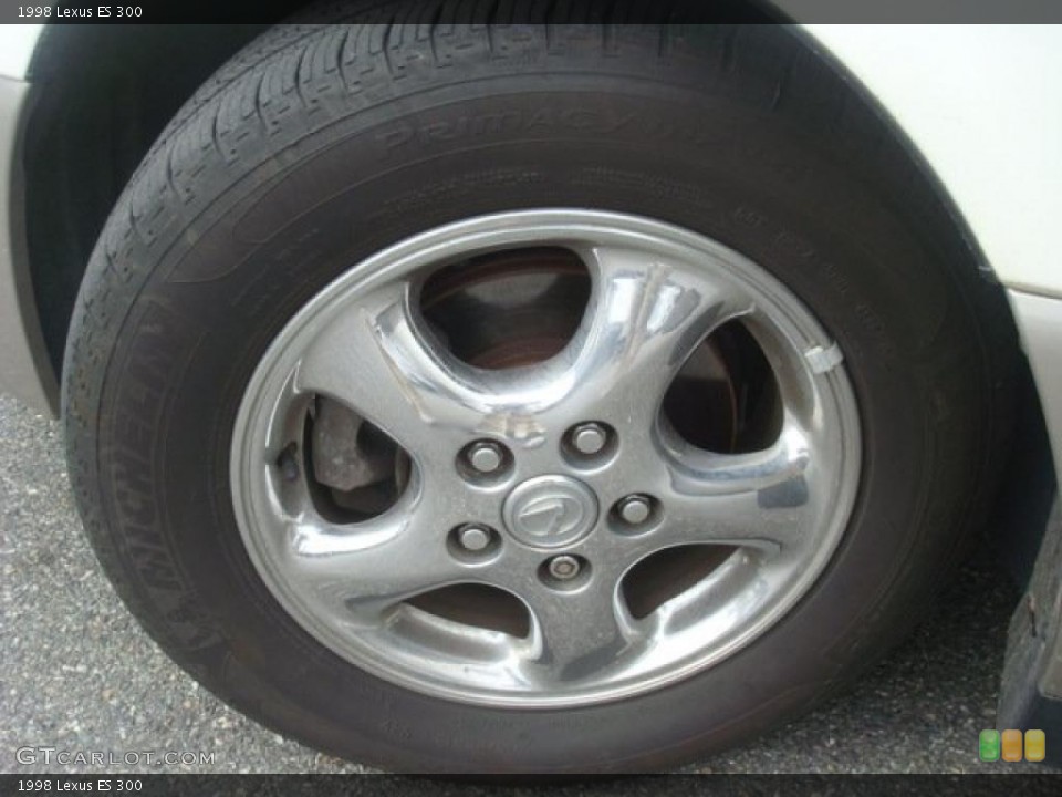 1998 Lexus ES Wheels and Tires