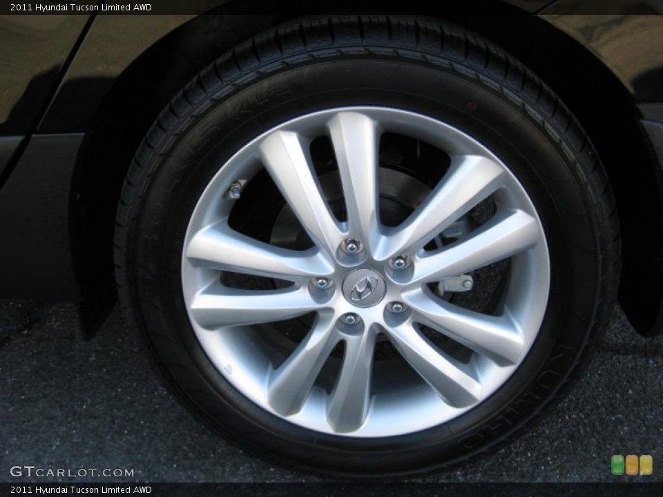 2011 Hyundai Tucson Limited AWD Wheel and Tire Photo #44438970