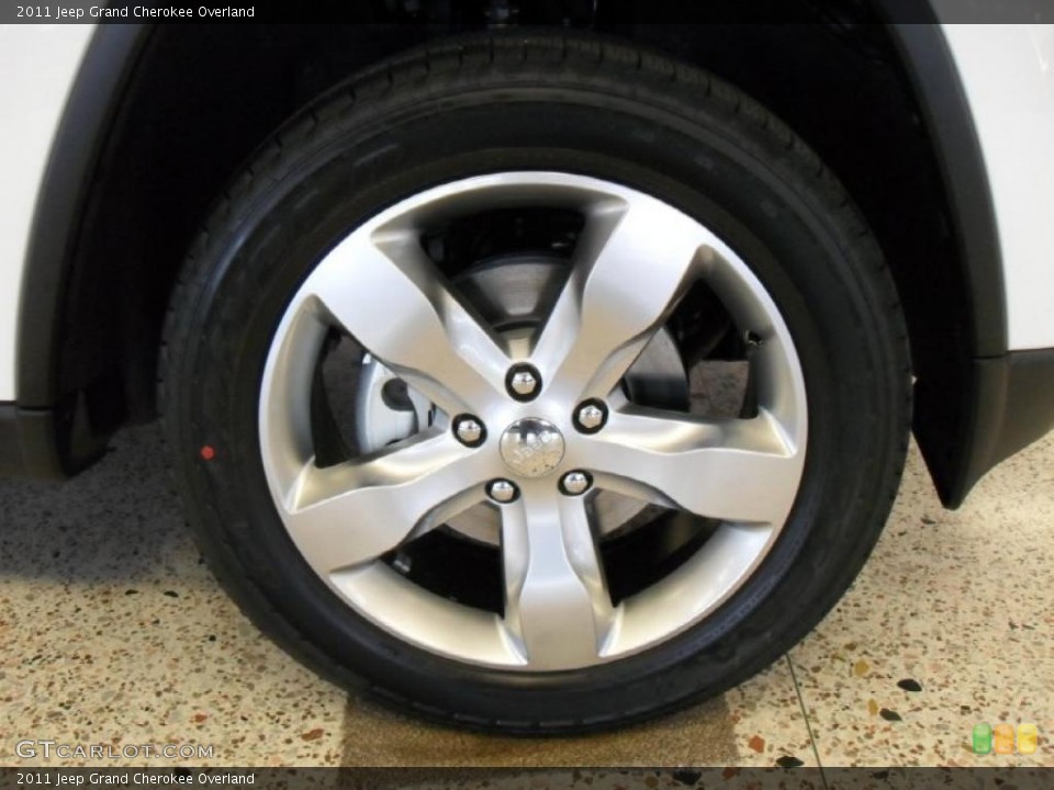 2011 Jeep Grand Cherokee Overland Wheel and Tire Photo #44570401