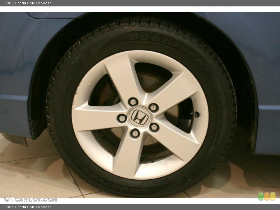 2006 Honda Civic EX Sedan Wheel and Tire Photo #44619927