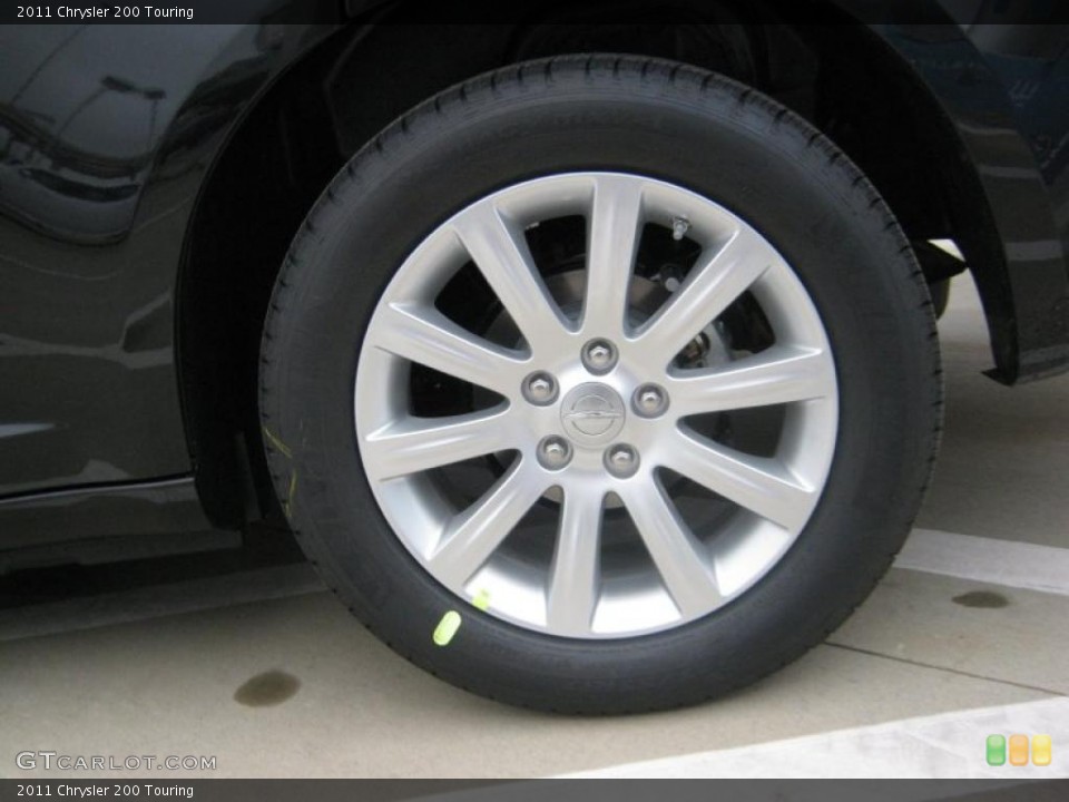 2011 Chrysler 200 Touring Wheel and Tire Photo #44635402
