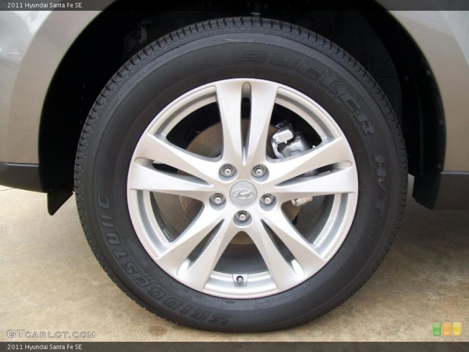2011 Hyundai Santa Fe SE Wheel and Tire Photo #44673811