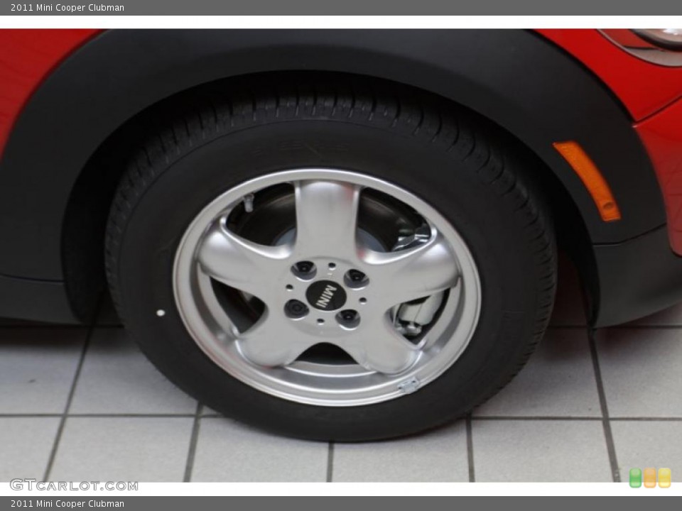 2011 Mini Cooper Clubman Wheel and Tire Photo #44675115