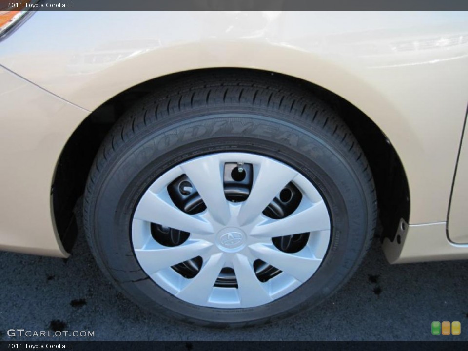 2011 Toyota Corolla LE Wheel and Tire Photo #44691353