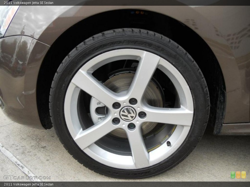 2011 Volkswagen Jetta SE Sedan Wheel and Tire Photo #44727165