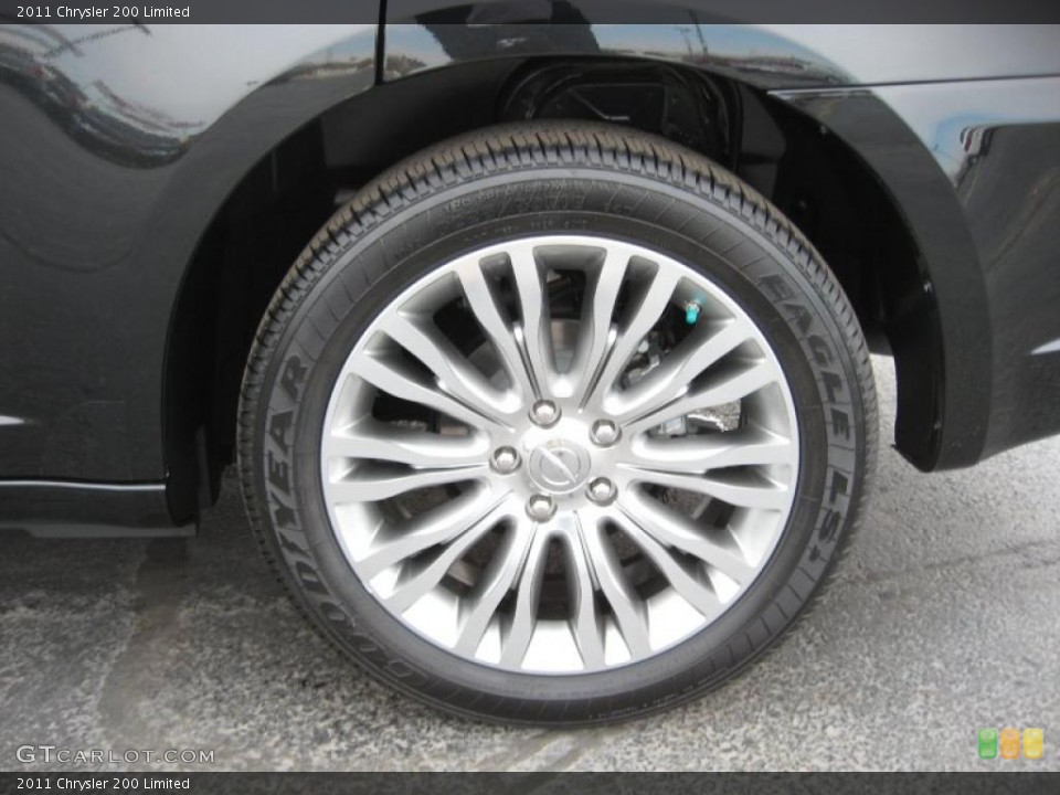 2011 Chrysler 200 Limited Wheel and Tire Photo #44759847